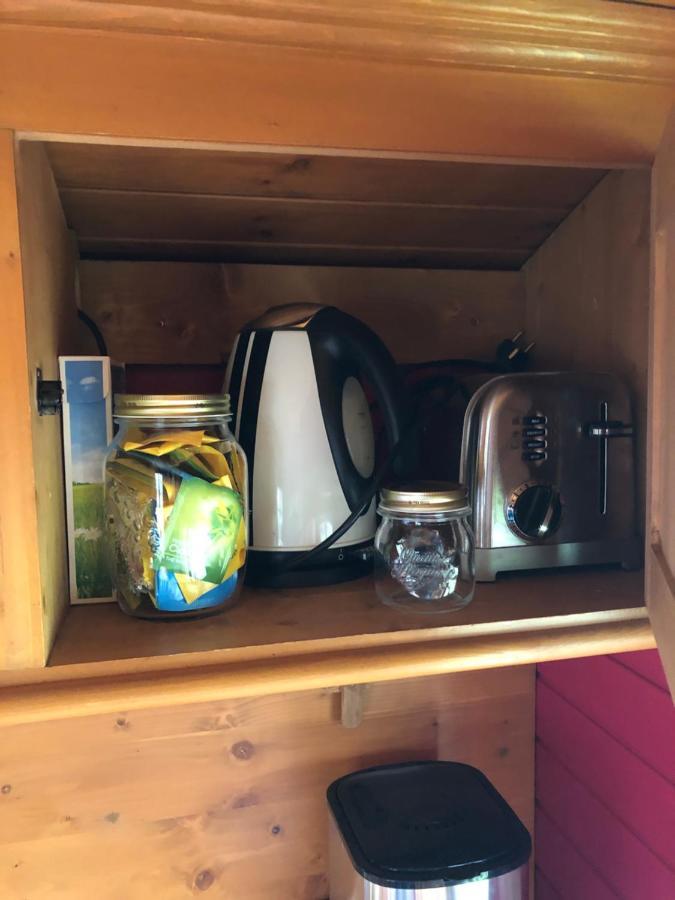 Roulotte Capucine Hotell Ablon Eksteriør bilde